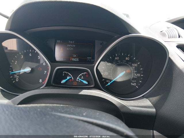 1FMCU9GD8JUA75758 Ford ESCAPE SE