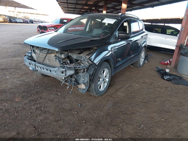 Ford ESCAPE SE 2018 1FMCU9GDXJUD29745 Image 2