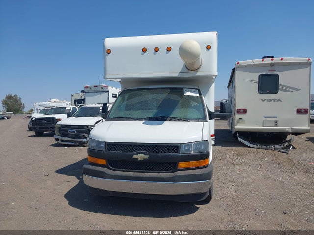 Chevrolet Express Cutaway Work Van 2018 1GB0GSFG3J1332915 Image 12