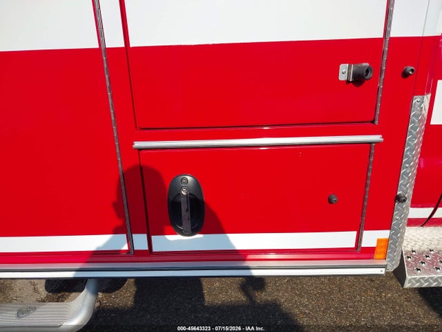 Ford F-450 Chassis Xlt 2016 1FDUF4GT4GEC75998 Image 13
