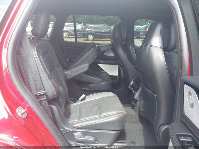 Lincoln Aviator Black Label 2025 5LM5J9XC1SGL02164 Image 8