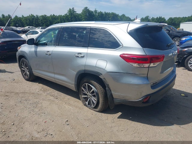 Toyota Highlander Xle 2017 5TDJZRFH2HS444534 Image 3