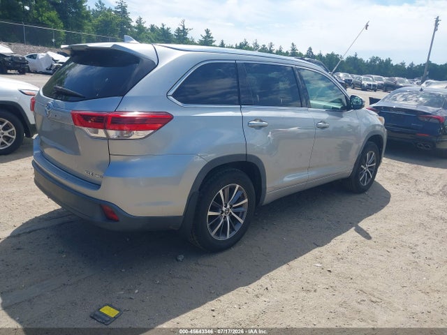 Toyota Highlander Xle 2017 5TDJZRFH2HS444534 Image 4