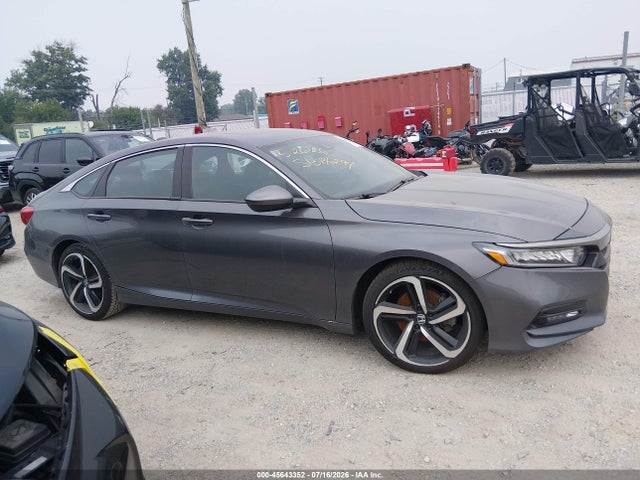 2018 Honda Accord Sport 2.0t მანქანა იყიდება აუქციონზე, vin: 1HGCV2F3XJA039090, აუქციონის ნომერი: 45643352