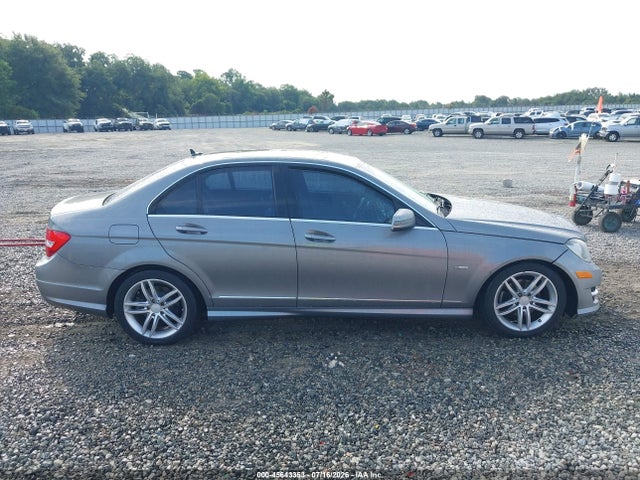 45643353 :رقم المزاد ، WDDGF4HB1CR212115 vin ، 2012 Mercedes-benz C 250 Sport مزاد بيع