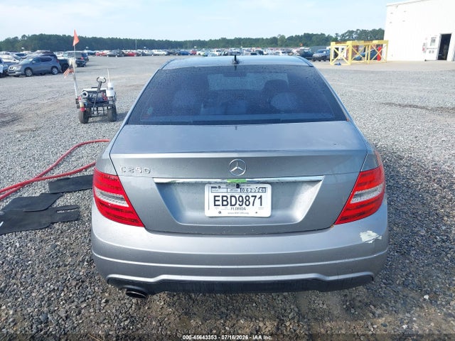45643353 :رقم المزاد ، WDDGF4HB1CR212115 vin ، 2012 Mercedes-benz C 250 Sport مزاد بيع
