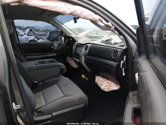 Продаж на аукціоні авто 2014 Toyota Tundra Sr5 4.6l V8, vin: 5TFUM5F16EX055070, номер лоту: 45643368