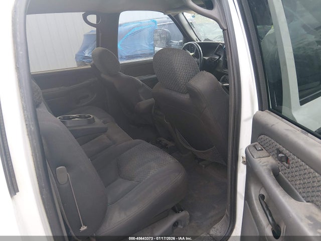 Продаж на аукціоні авто 2004 Chevrolet Avalanche 1500, vin: 3GNEK12T94G334713, номер лоту: 45643373