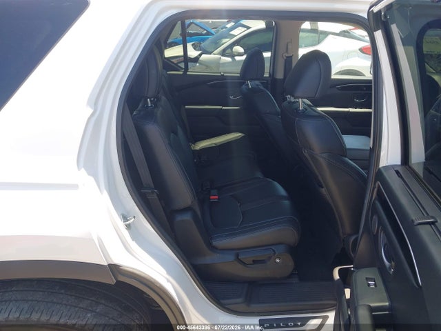 Honda Pilot Touring 2024 5FNYG1H78RB007301 Image 8