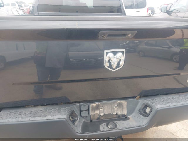Продажа на аукционе авто 2017 Ram 1500 Tradesman  4x2 6'4 Box, vin: 1C6RR6FG6HS824760, номер лота: 45643427