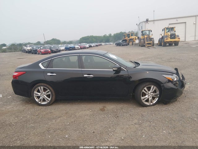 1N4BL3AP6HC125422 Nissan Altima 3.5 Sl/3.5 Sr