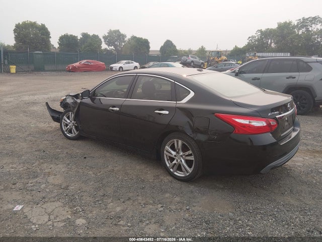 1N4BL3AP6HC125422 Nissan Altima 3.5 Sl/3.5 Sr
