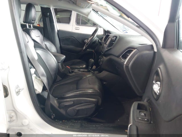 Продажа на аукционе авто 2019 Jeep Cherokee Latitude Plus Fwd, vin: 1C4PJLLB3KD132627, номер лота: 45643459
