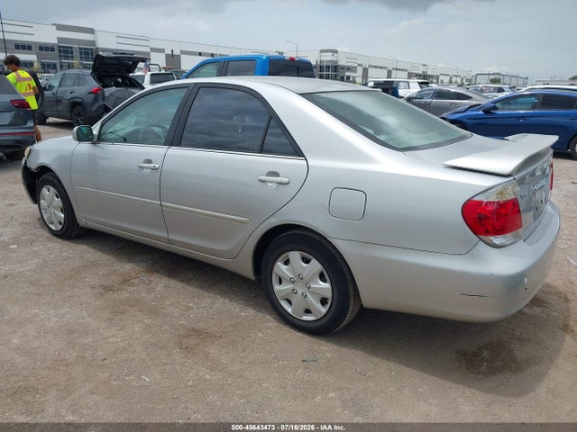 2005 Toyota Camry Le მანქანა იყიდება აუქციონზე, vin: 4T1BE30K65U102170, აუქციონის ნომერი: 45643473