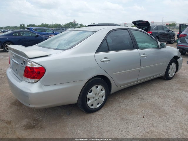 2005 Toyota Camry Le მანქანა იყიდება აუქციონზე, vin: 4T1BE30K65U102170, აუქციონის ნომერი: 45643473