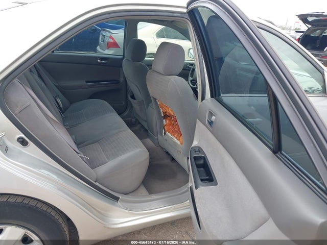 2005 Toyota Camry Le მანქანა იყიდება აუქციონზე, vin: 4T1BE30K65U102170, აუქციონის ნომერი: 45643473