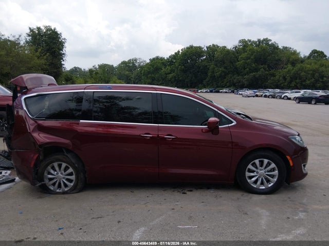 Aukcja sprzedaży 2019 Chrysler Pacifica Touring Plus, vin: 2C4RC1FG8KR721863, numer aukcji: 45643489