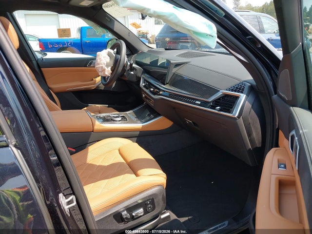5UX33EU0XT9252347 BMW X5 M60i