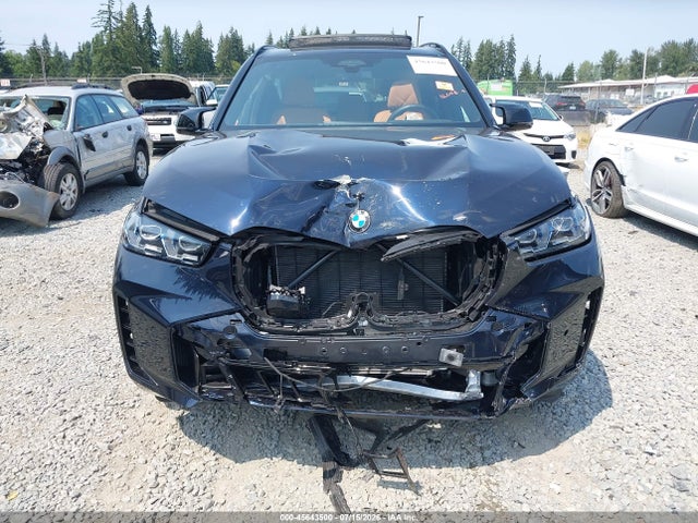 5UX33EU0XT9252347 BMW X5 M60i