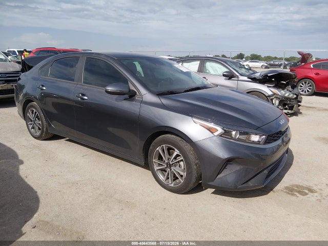 2024 Kia Forte Lxs მანქანა იყიდება აუქციონზე, vin: 3KPF24AD2RE740795, აუქციონის ნომერი: 45643568