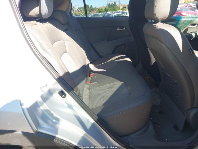 KIA Sportage Lx 2015 KNDPB3AC3F7781955 Image 8