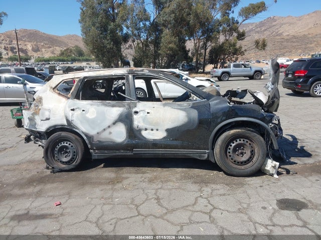 Nissan ROGUE S 2016 KNMAT2MT8GP634444 Image 12