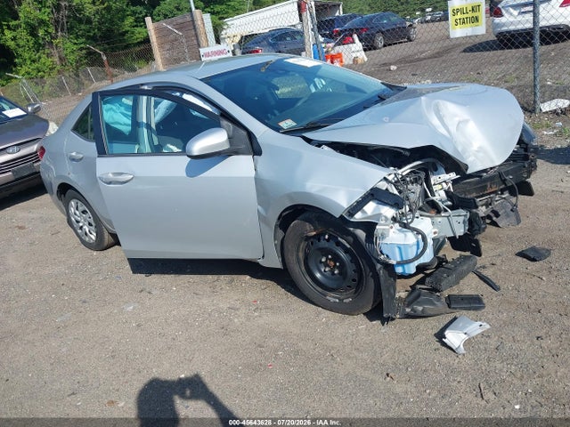 Продажа на аукционе авто 2018 Toyota Corolla Le, vin: 2T1BURHE0JC061616, номер лота: 45643628