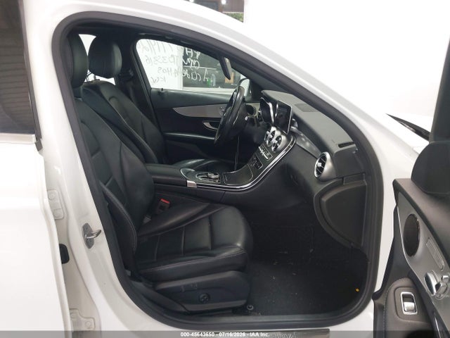 2019 Mercedes-benz C 300 მანქანა იყიდება აუქციონზე, vin: 55SWF8DB2KU289310, აუქციონის ნომერი: 45643650