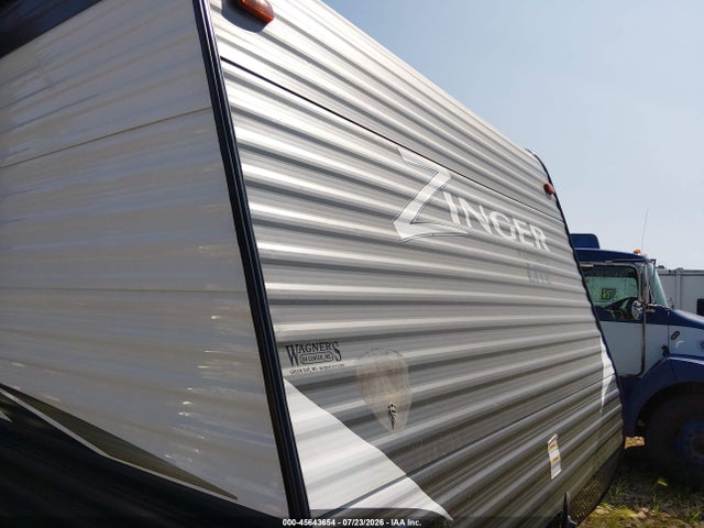 Keystone Zinger 2019 4YDT18B17KS370767 Image 6