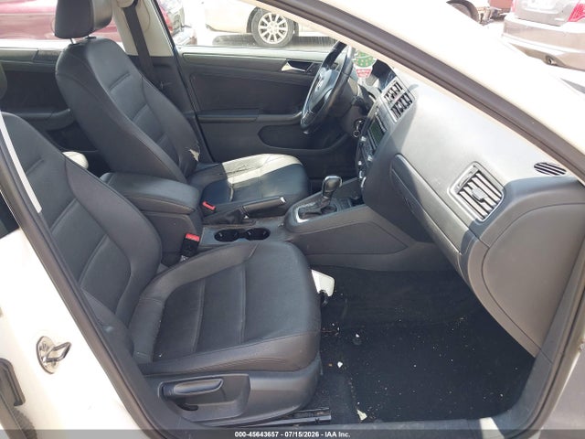 45643657 :رقم المزاد ، 3VWDP7AJ5CM324900 vin ، 2012 Volkswagen Jetta 2.5l Se مزاد بيع