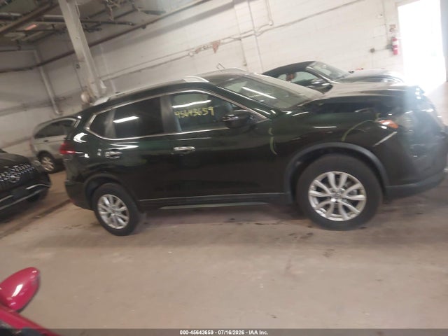 45643659 :رقم المزاد ، 5N1AT2MV9LC717797 vin ، 2020 Nissan Rogue Sv Intelligent Awd مزاد بيع