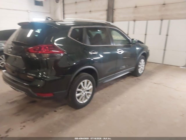 45643659 :رقم المزاد ، 5N1AT2MV9LC717797 vin ، 2020 Nissan Rogue Sv Intelligent Awd مزاد بيع