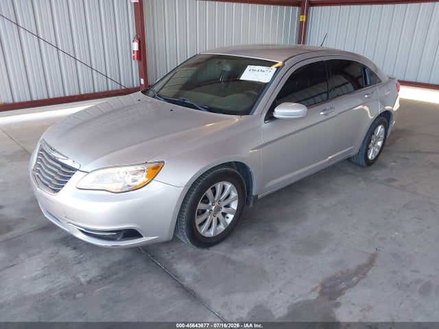 Продаж на аукціоні авто 2012 Chrysler 200 Touring, vin: 1C3CCBBB3CN101382, номер лоту: 45643677