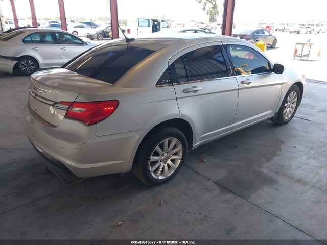 Продаж на аукціоні авто 2012 Chrysler 200 Touring, vin: 1C3CCBBB3CN101382, номер лоту: 45643677