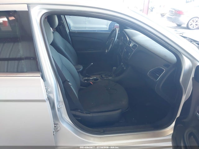 Продаж на аукціоні авто 2012 Chrysler 200 Touring, vin: 1C3CCBBB3CN101382, номер лоту: 45643677