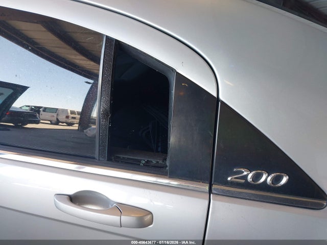 Продаж на аукціоні авто 2012 Chrysler 200 Touring, vin: 1C3CCBBB3CN101382, номер лоту: 45643677