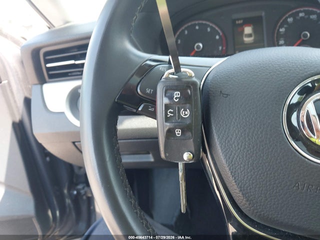 Продаж на аукціоні авто 2022 Volkswagen Passat 2.0t Se, vin: 1VWSA7A31NC003354, номер лоту: 45643714