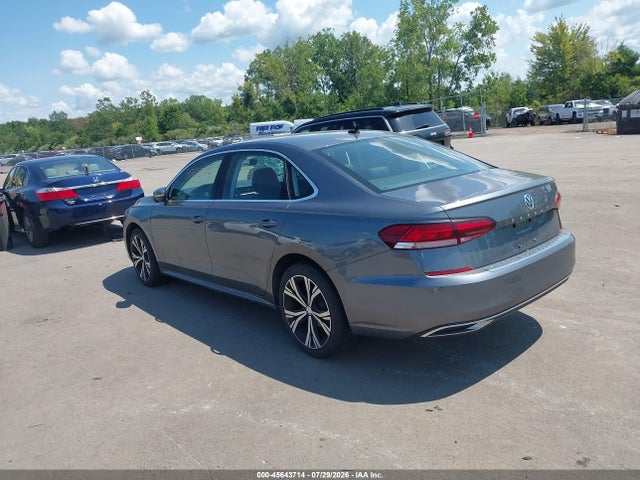 Продаж на аукціоні авто 2022 Volkswagen Passat 2.0t Se, vin: 1VWSA7A31NC003354, номер лоту: 45643714