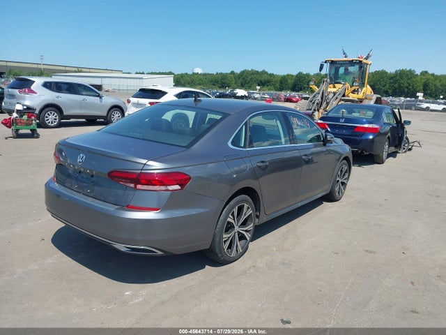 Продаж на аукціоні авто 2022 Volkswagen Passat 2.0t Se, vin: 1VWSA7A31NC003354, номер лоту: 45643714
