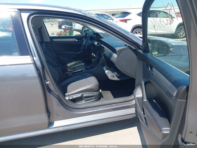 Продаж на аукціоні авто 2022 Volkswagen Passat 2.0t Se, vin: 1VWSA7A31NC003354, номер лоту: 45643714