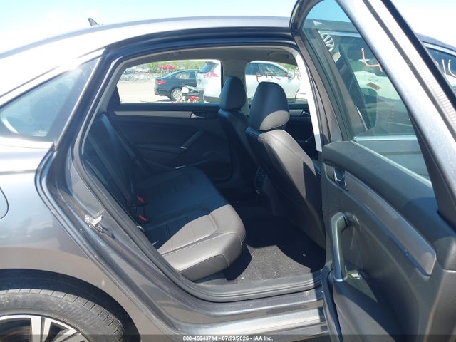 Продаж на аукціоні авто 2022 Volkswagen Passat 2.0t Se, vin: 1VWSA7A31NC003354, номер лоту: 45643714