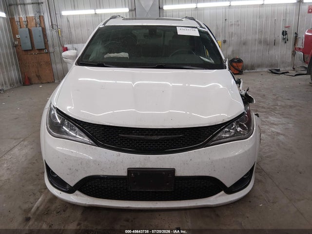 Aukcja sprzedaży 2018 Chrysler Pacifica Limited, vin: 2C4RC1GGXJR183177, numer aukcji: 45643738