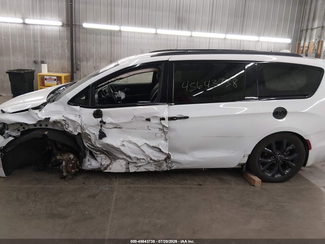 Aukcja sprzedaży 2018 Chrysler Pacifica Limited, vin: 2C4RC1GGXJR183177, numer aukcji: 45643738