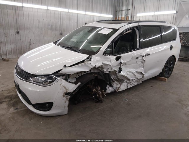 Aukcja sprzedaży 2018 Chrysler Pacifica Limited, vin: 2C4RC1GGXJR183177, numer aukcji: 45643738