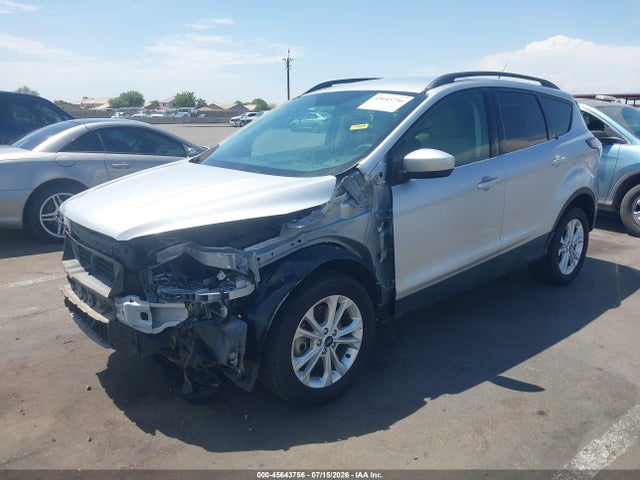 Ford ESCAPE SE 2018 1FMCU0G95JUC64942 Image 2