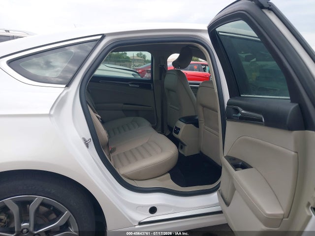 3FA6P0CD7KR146490 Ford FUSION SEL