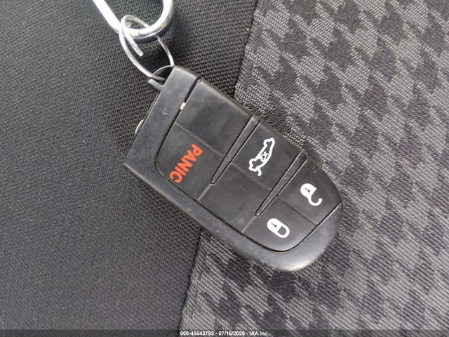 Продажа на аукционе авто 2023 Dodge Challenger Sxt, vin: 2C3CDZAG2PH573977, номер лота: 45643793