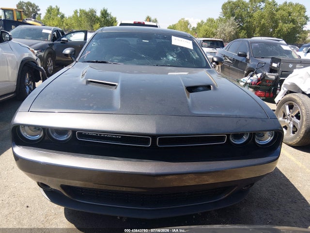 Продажа на аукционе авто 2023 Dodge Challenger Sxt, vin: 2C3CDZAG2PH573977, номер лота: 45643793