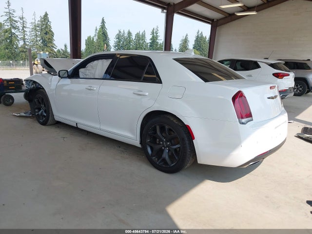 Chrysler 300 S 2022 2C3CCABG0NH167566 Image 3