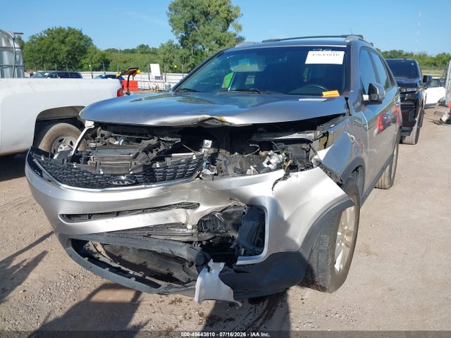 45643810 :رقم المزاد ، 5XYKT3A67EG447947 vin ، 2014 Kia Sorento Lx مزاد بيع